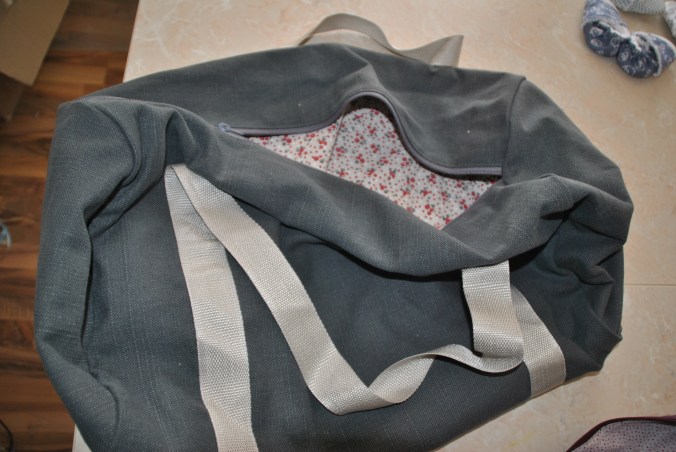 sac de sport gris
