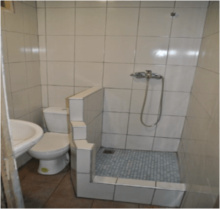 Salle de bain rénovée (après)